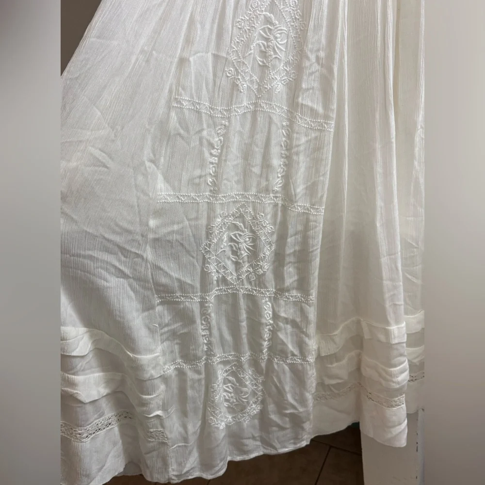 Free People Women's Embroidered Withe Backless Maxi Dress Size L - Picture 2 of 5